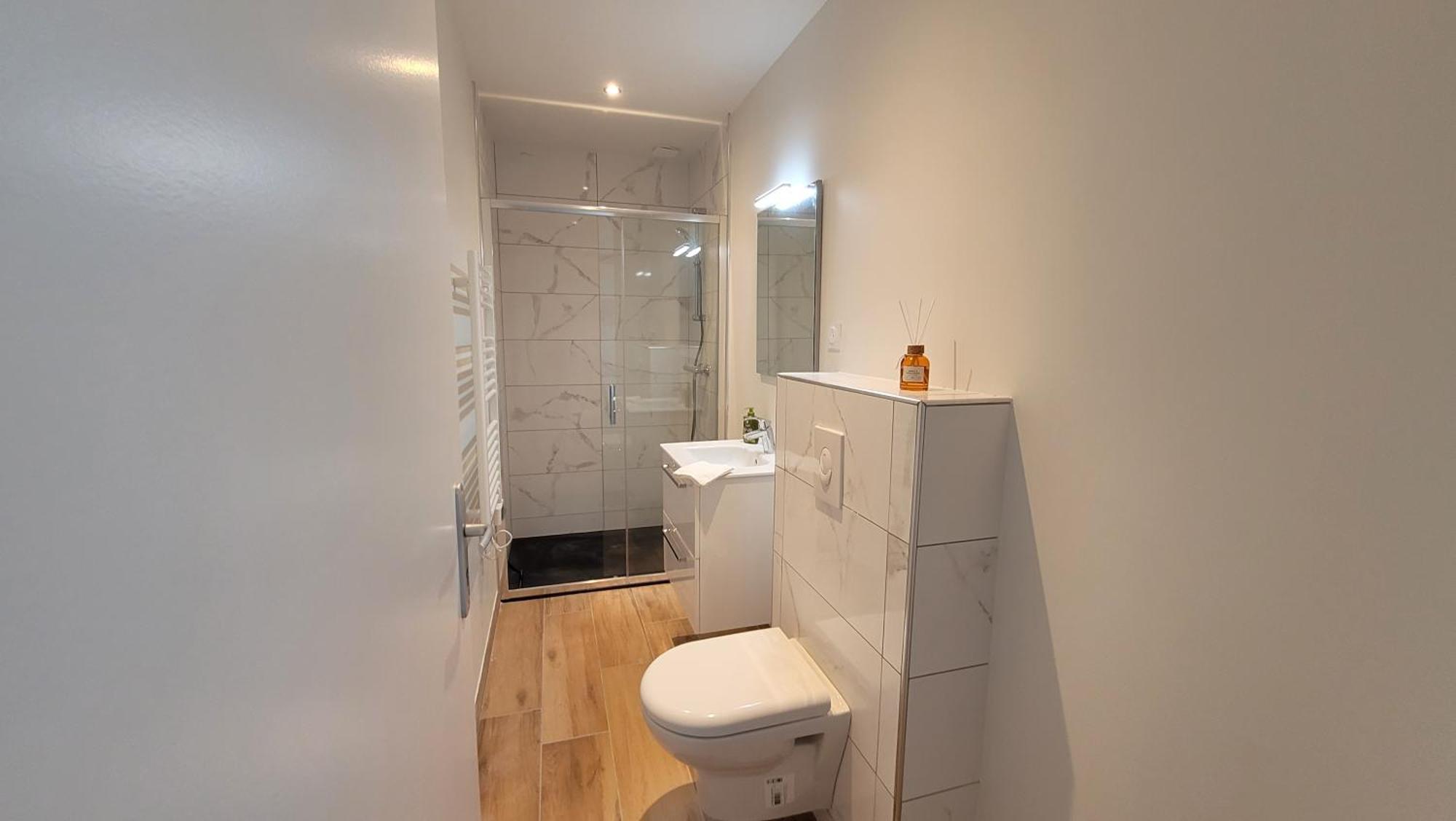 Bel Appartement T5 Neuf Avec 4 Chambres Tarbes Exterior foto